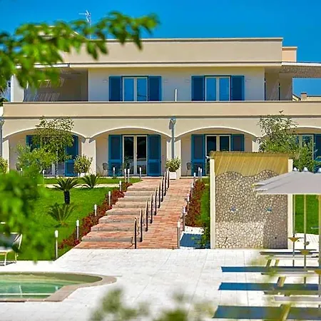 Terra 4* Acquarica del Capo